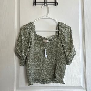 Lot of 2 - NWT - Loft Puffy Sleeves Tops